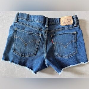Levi's Denim Jean Shorty Shorts Juniors Size 10/12  10 12 “Girlfriend Shorts”